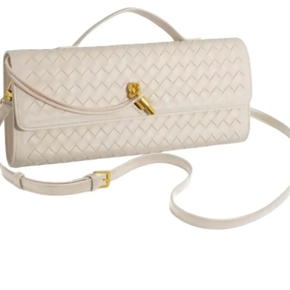 Few Moda Theia Bag East West Clutch with Crossbody Strap Cream NEW